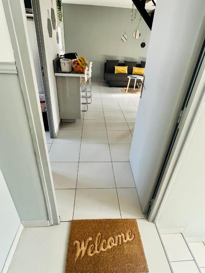 Superbe Duplex Design Neuf 2 Chambres, Climatise Tout Confort, Facile D,Acces Stationnement Gratuit Marseille Exterior photo